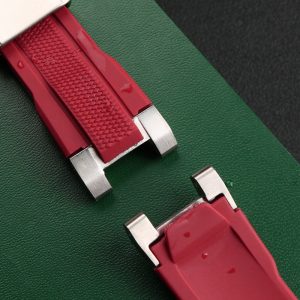 QX fancy goods high-quality Silicone rubber strap for MTG-B2000 black and red with Pin buckle YHR03